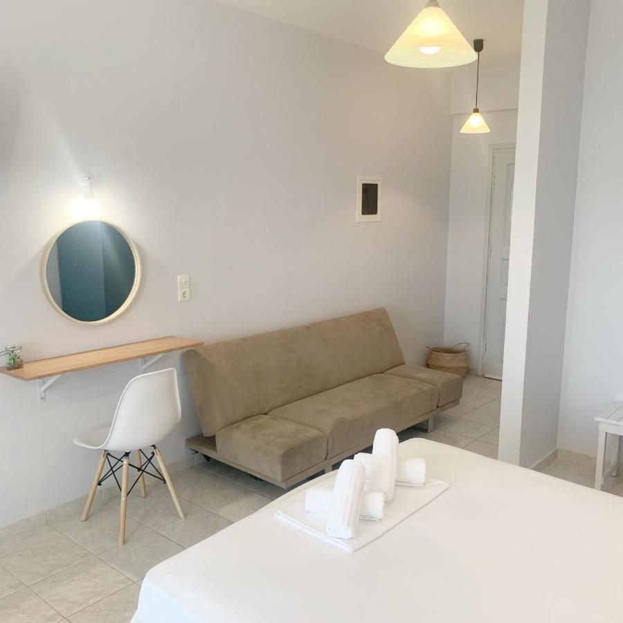 פיניקונטה Ilias Apartments מראה חיצוני תמונה