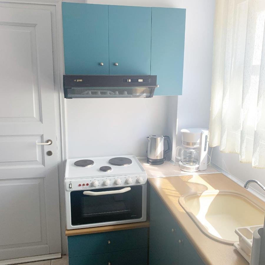 פיניקונטה Ilias Apartments מראה חיצוני תמונה