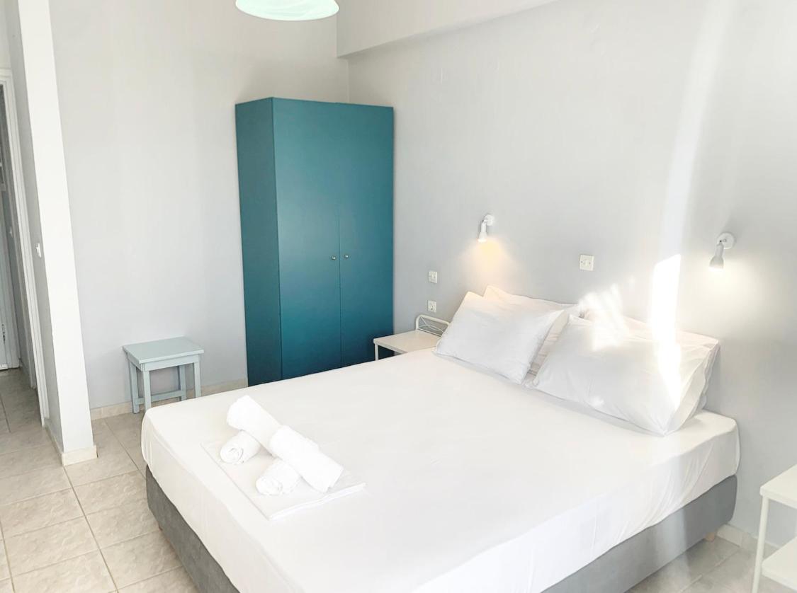 פיניקונטה Ilias Apartments מראה חיצוני תמונה