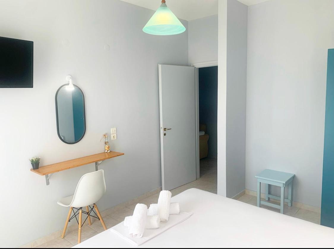 פיניקונטה Ilias Apartments מראה חיצוני תמונה