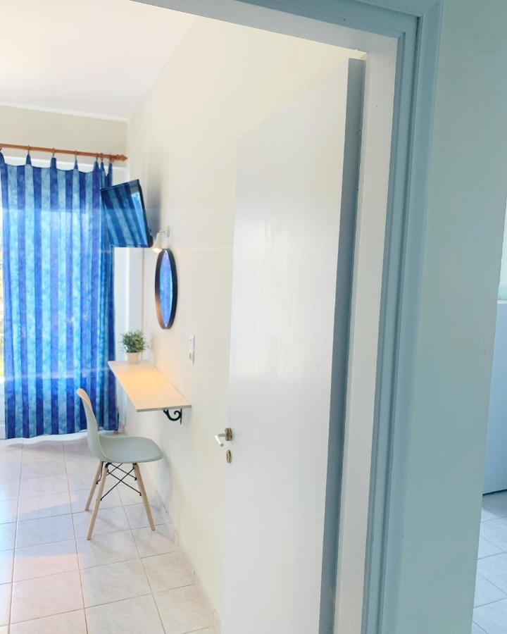 פיניקונטה Ilias Apartments מראה חיצוני תמונה