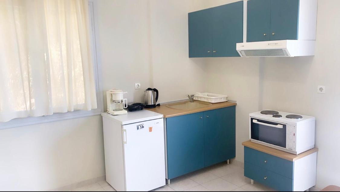פיניקונטה Ilias Apartments מראה חיצוני תמונה